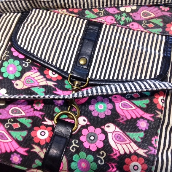 Bird Nerd 🤓🐦 Cross Body Purse - Picture 3 of 7